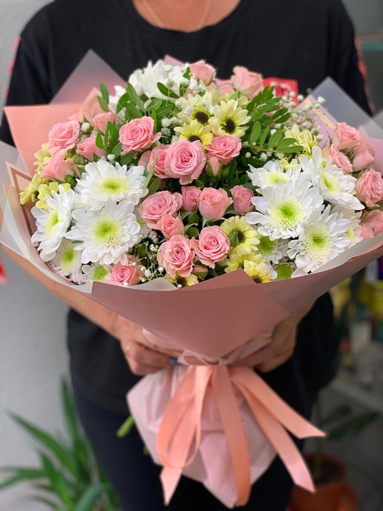 Букет цветов из: Розы и Хризантемы в Песках Воронежской области