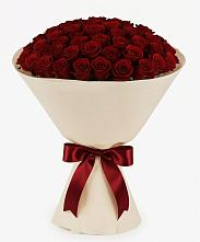 Букет 101 Бордовая роза Блэк Бакарра в Песках Воронежской области