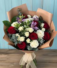 Букет цветов из:  Розы и Альстромерии в Песках Воронежской области