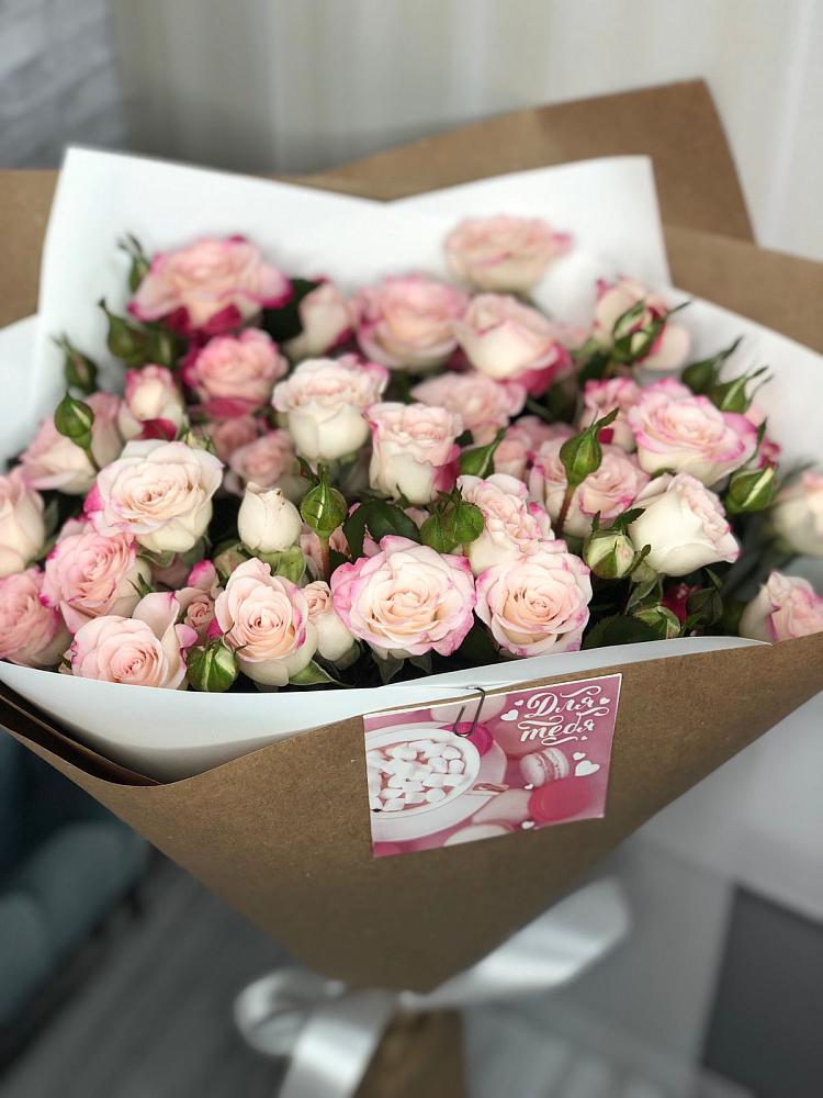 Букет цветов из: Розы в Песках Воронежской области