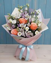 Букет цветов из:  Лизиантусы, Розы, Альстромерии и Гипсофила в Песках Воронежской области