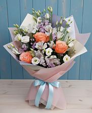 Букет цветов из:  Лизиантусы, Розы, Альстромерии и Гипсофила в Песках Воронежской области