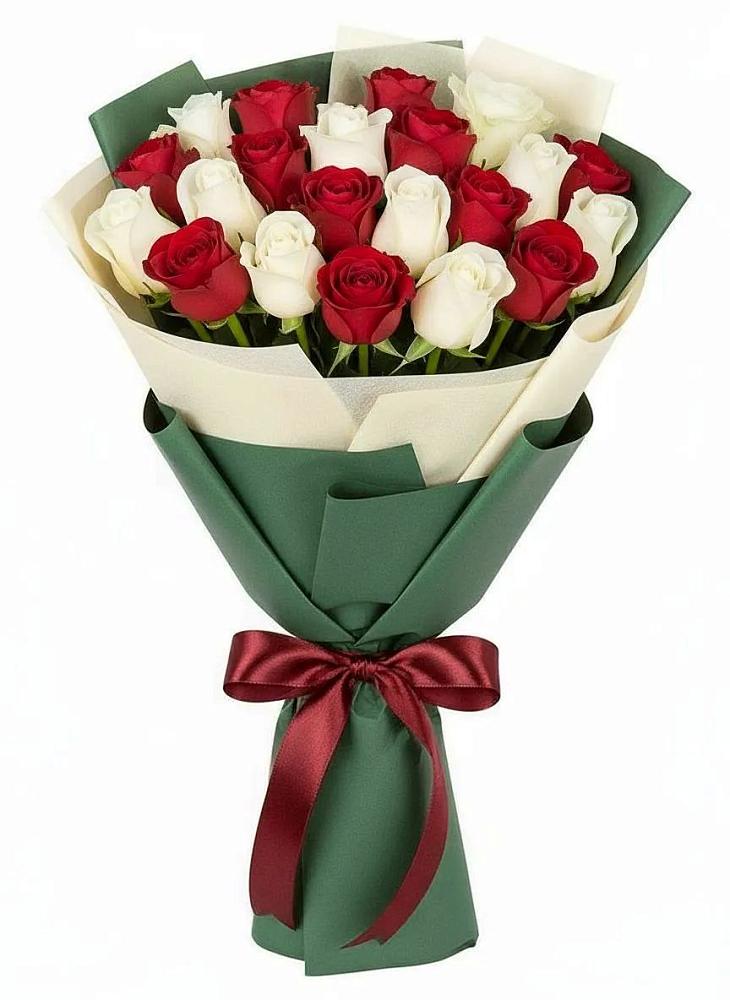 Букет Микс из красных и белых роз в Песках Воронежской области