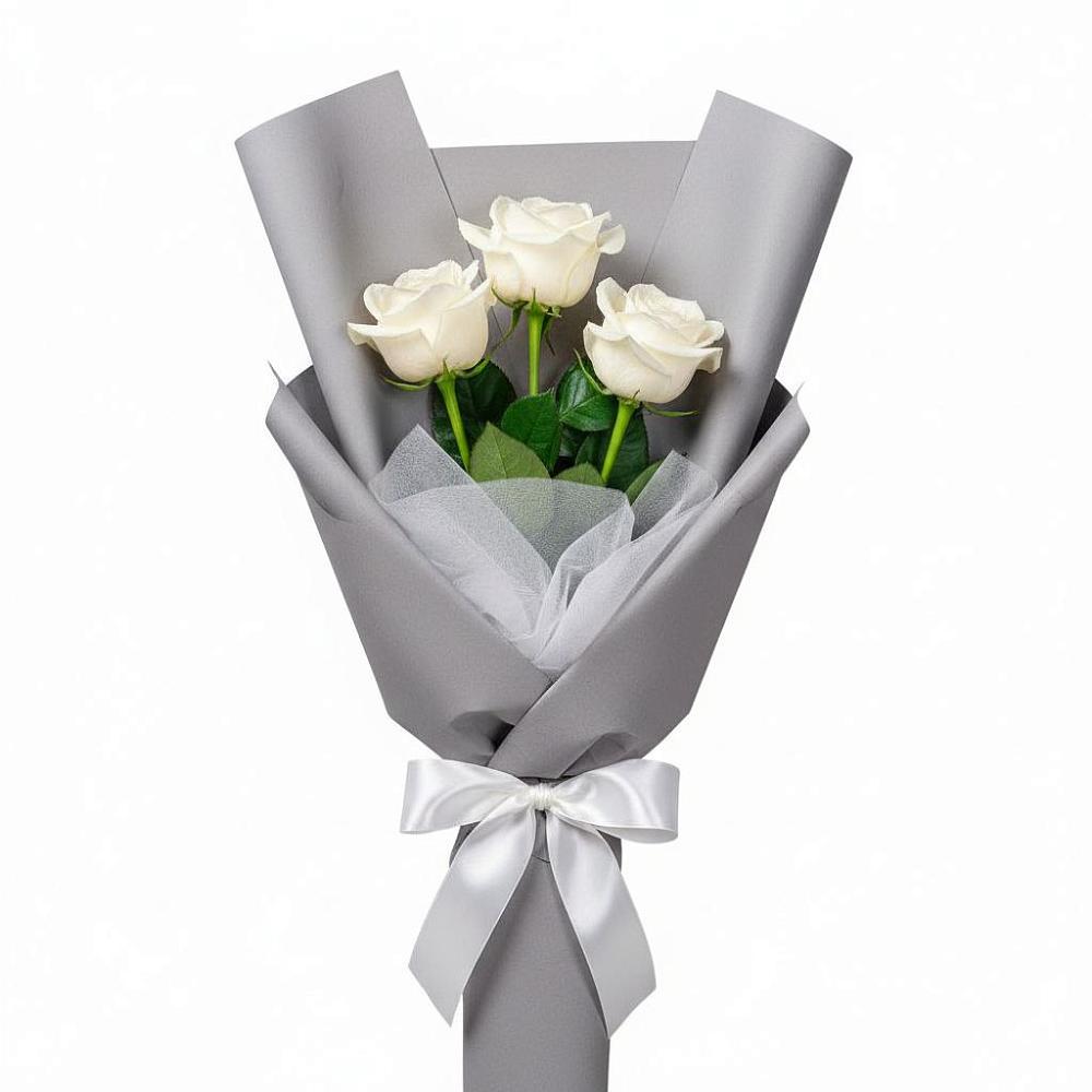 Букет 3 белые розы в Песках Воронежской области