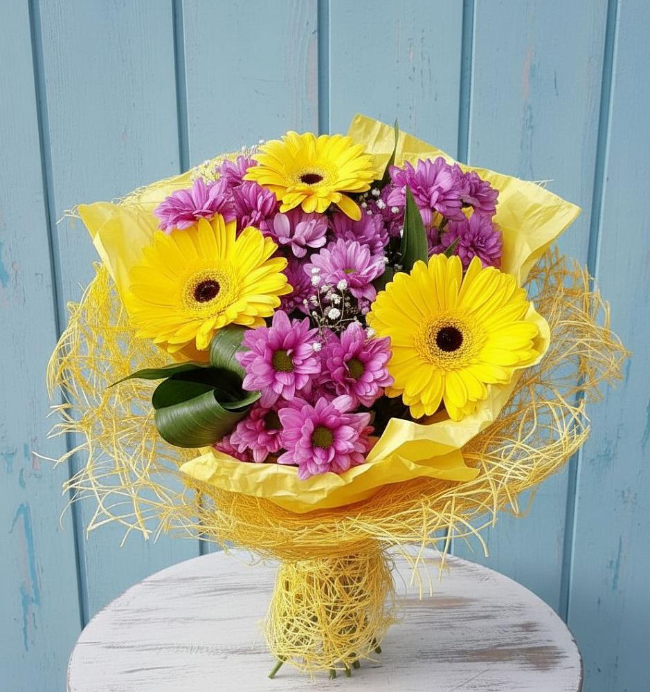 Букет цветов из: Хризантемы и Герберы в Песках Воронежской области