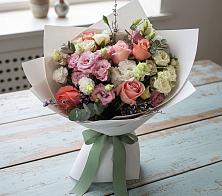 Букет цветов из:  Розы, Лизиантусы и Гвоздики в Песках Воронежской области