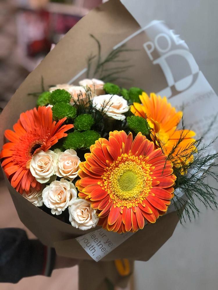 Букет цветов из: Герберы, Хризантемы и Розы в Песках Воронежской области