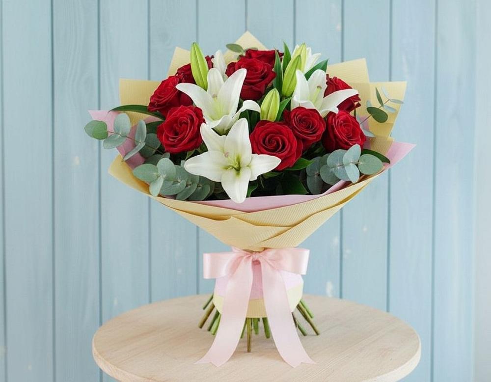 Букет цветов из: Лилии и Розы в Песках Воронежской области